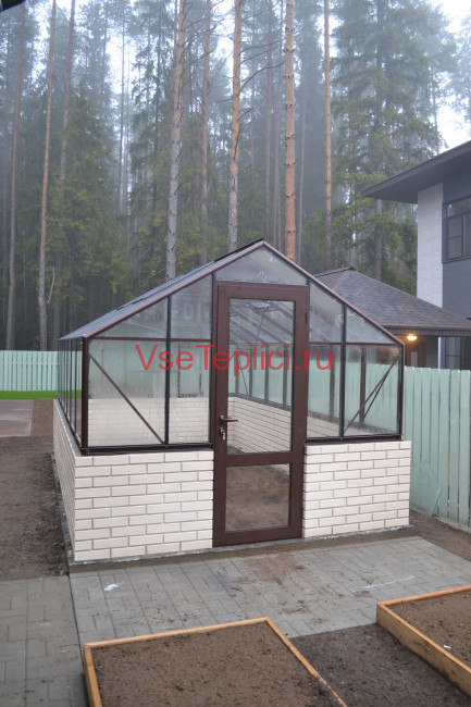 Теплица из стекла Botanik Mini 16 кв м